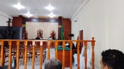 Warinussy Kawal Sidang Terdakwa HMRT dalam Kasus Beras ASN