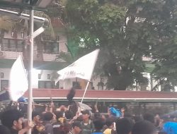 Resmi Jadi Mahasiswa UNAMIN, Ratusan Mahasiswa Baru Rayakan dengan Tarian
