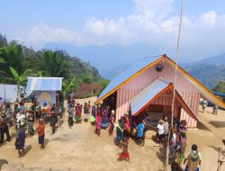 Cetak Sejarah di Yalimo, Gereja Pniel Hukalopunu Diresmikan, 50 Ekor Babi Dipotong dalam Pesta Syukur